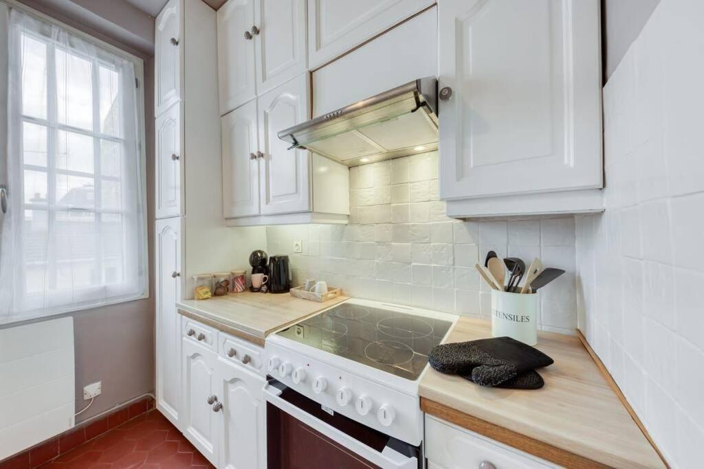 Le Lumineux 50 M² Gare/Chateau/Wifi/Netflix Versailles Ngoại thất bức ảnh